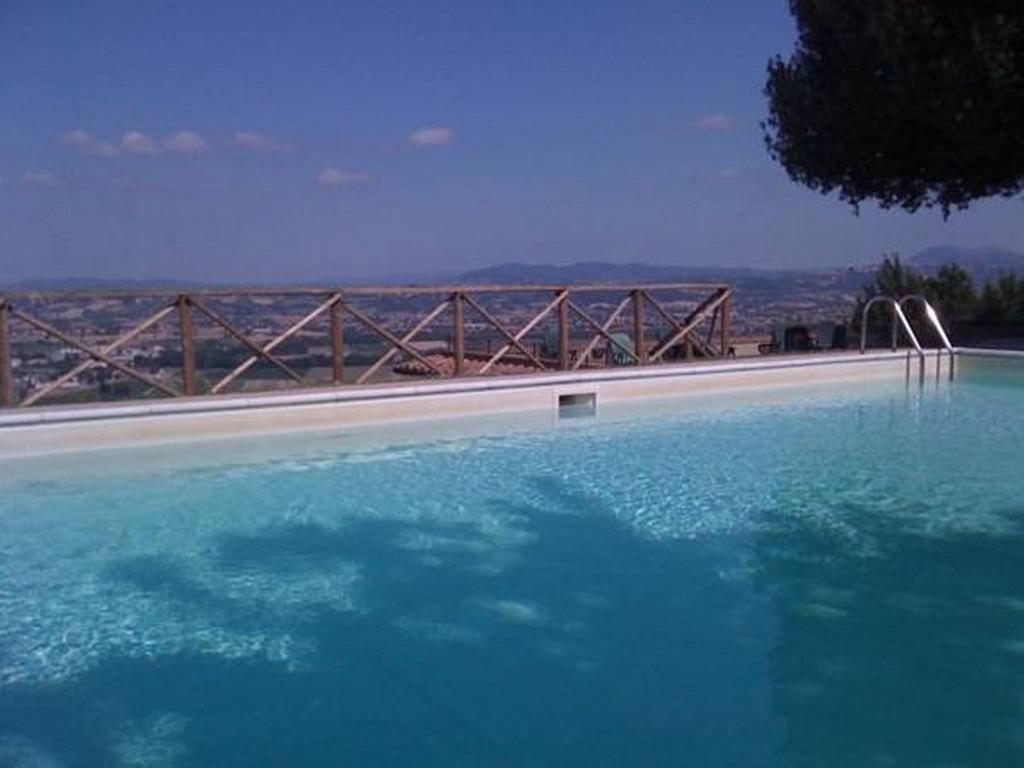Il Poggio Delle Ginestre Guest House Torgiano Eksteriør bilde