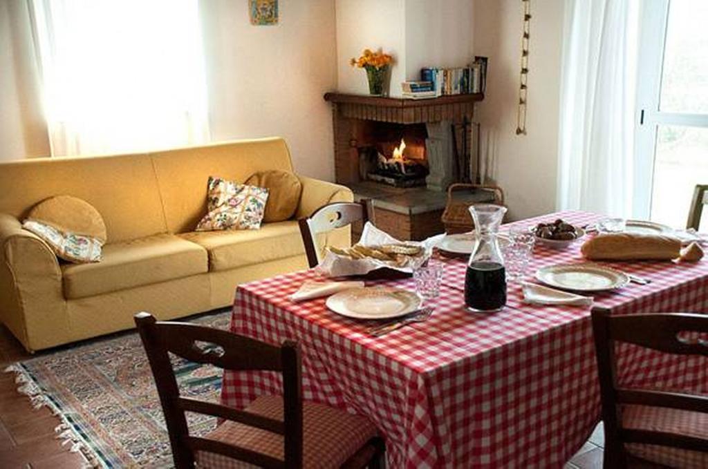 Il Poggio Delle Ginestre Guest House Torgiano Eksteriør bilde