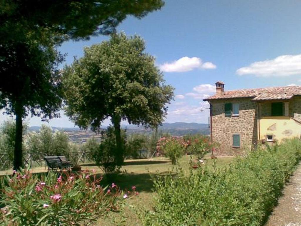 Il Poggio Delle Ginestre Guest House Torgiano Eksteriør bilde