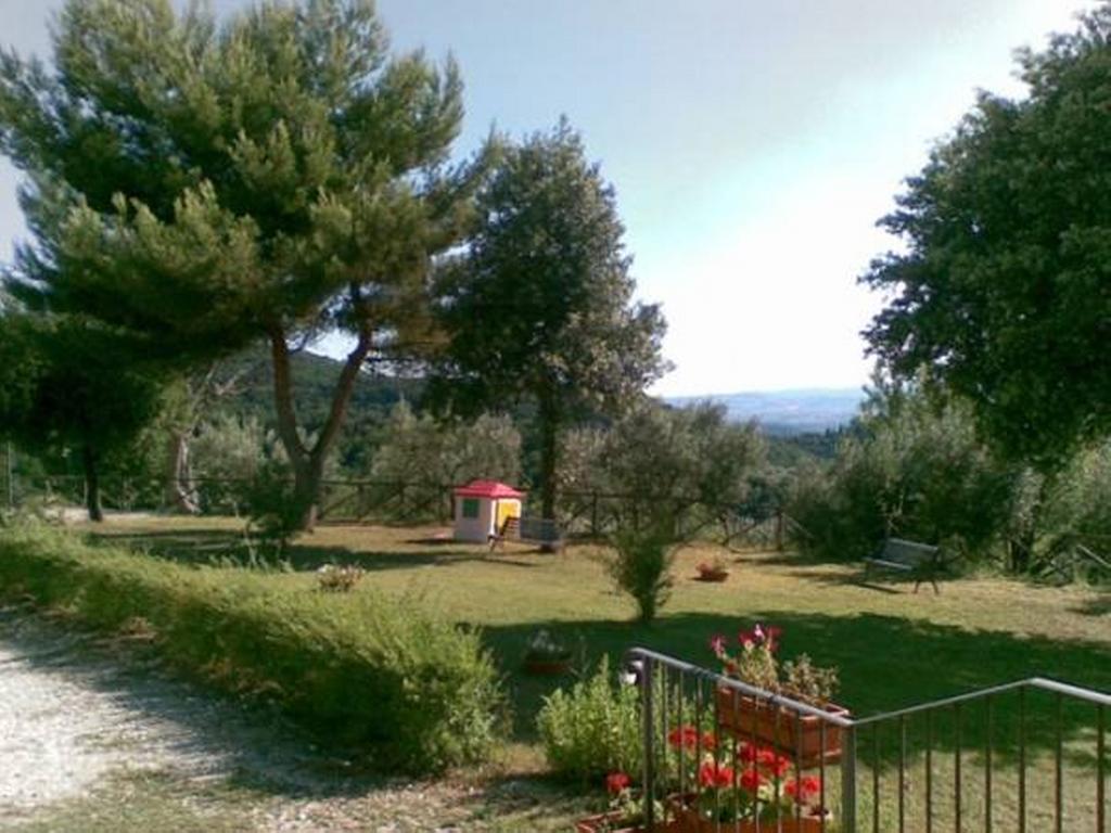 Il Poggio Delle Ginestre Guest House Torgiano Eksteriør bilde
