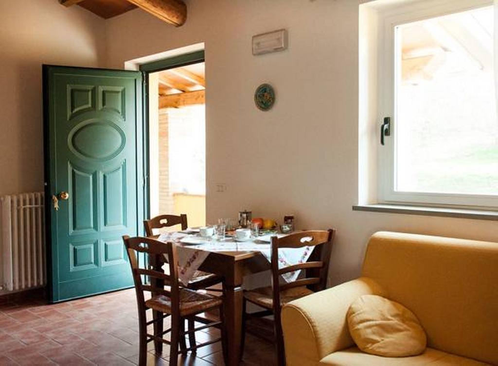 Il Poggio Delle Ginestre Guest House Torgiano Eksteriør bilde