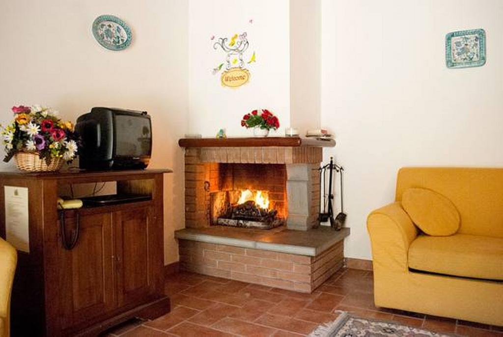 Il Poggio Delle Ginestre Guest House Torgiano Eksteriør bilde