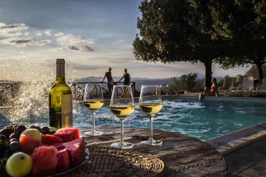 Il Poggio Delle Ginestre Guest House Torgiano Eksteriør bilde